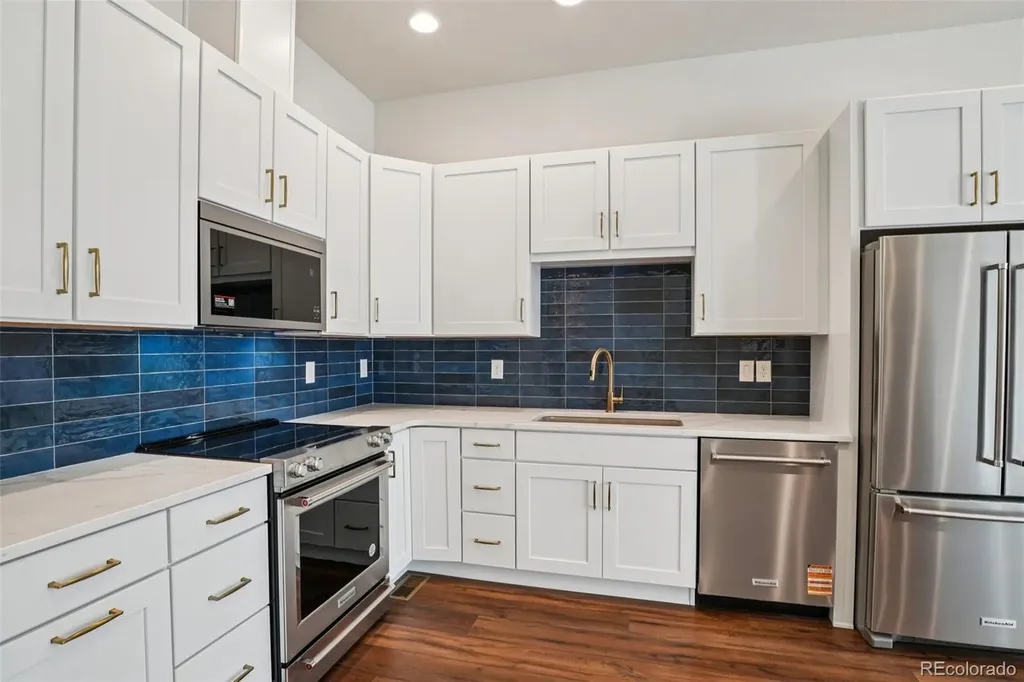3126 W Bonfils Place Denver CO 80236