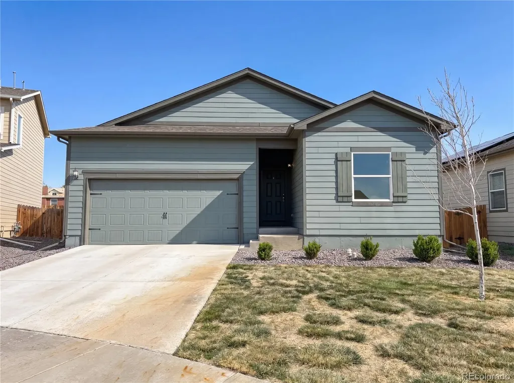 209 Clayton Avenue Keenesburg CO 80643