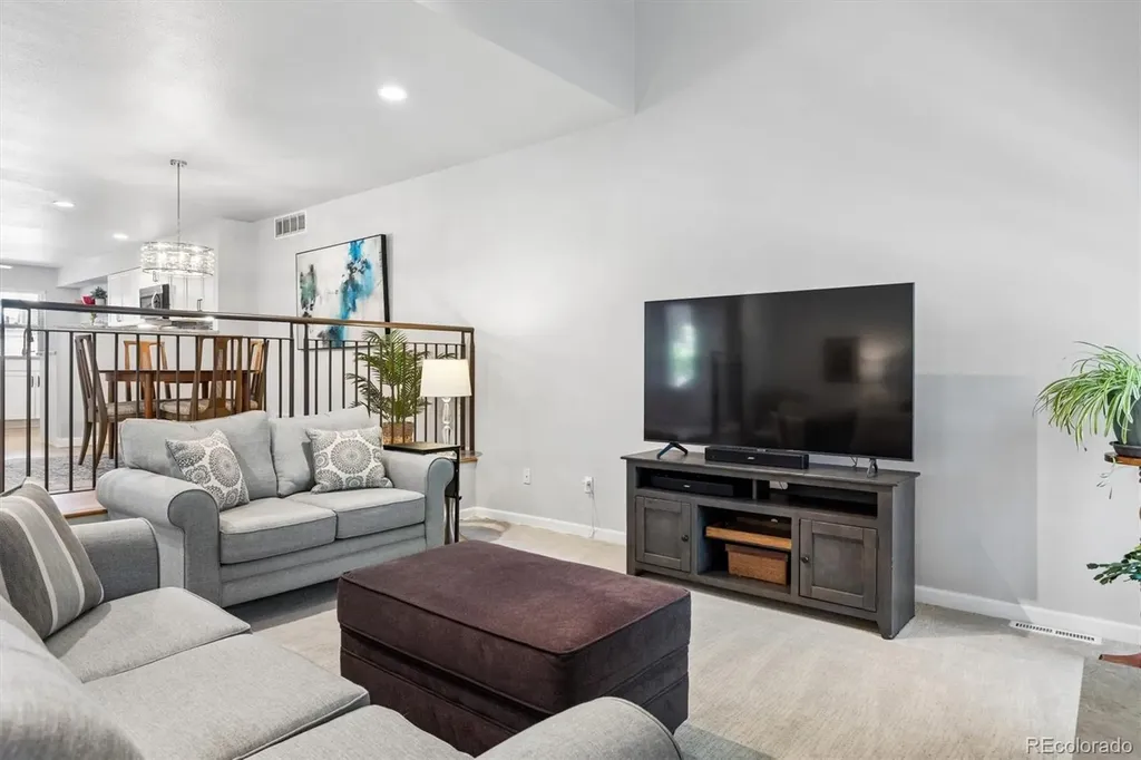 2609 S Quebec Street Denver CO 80231