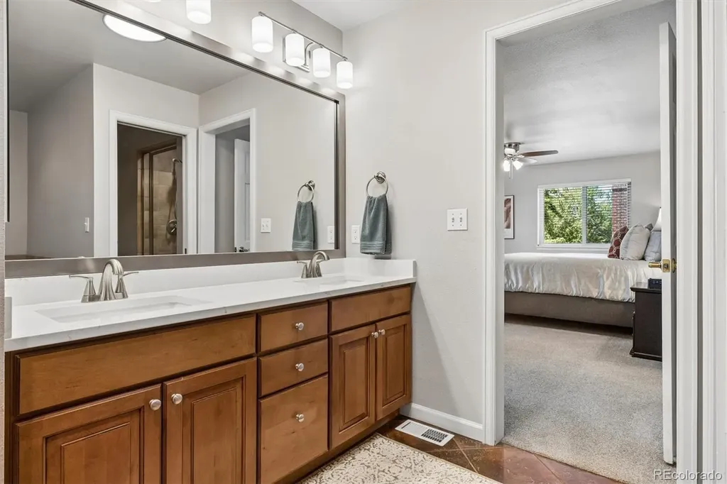 2609 S Quebec Street Denver CO 80231