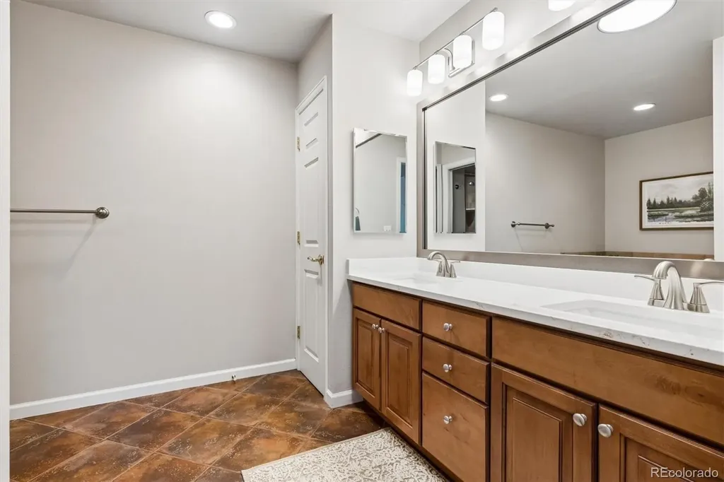 2609 S Quebec Street Denver CO 80231