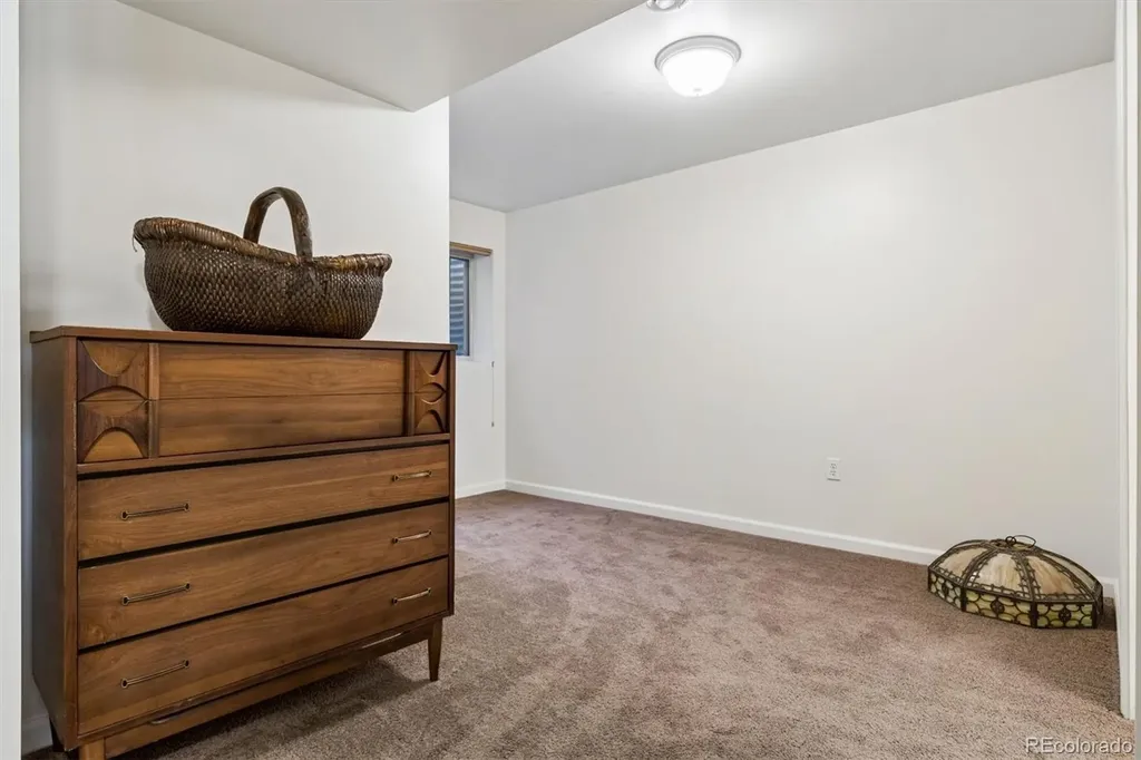 2609 S Quebec Street Denver CO 80231