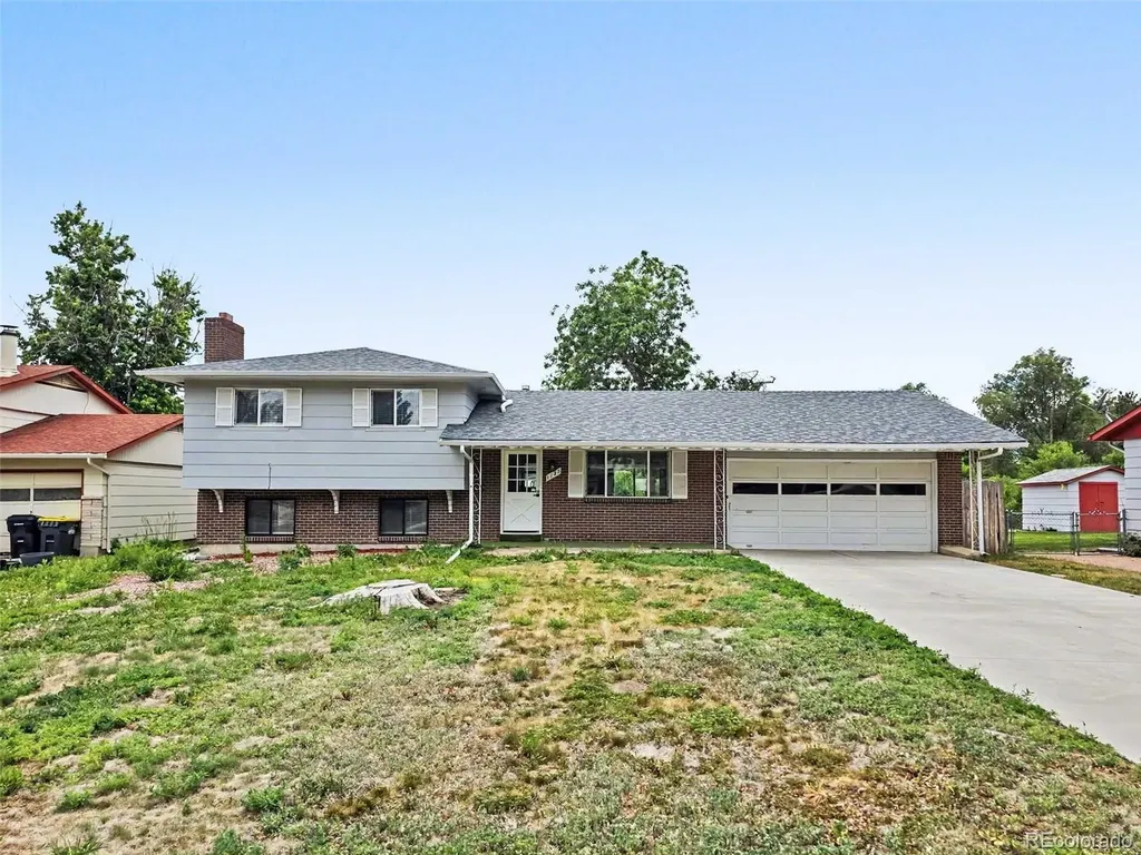 1122 Drake Circle Colorado Springs CO 80915