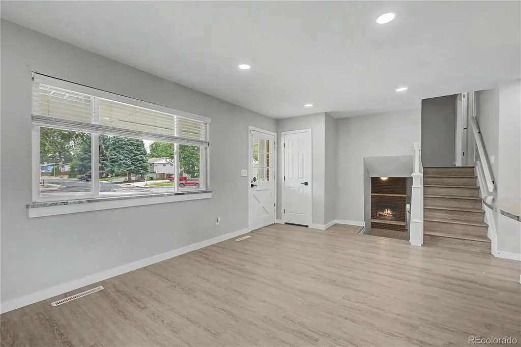 1122 Drake Circle Colorado Springs CO 80915