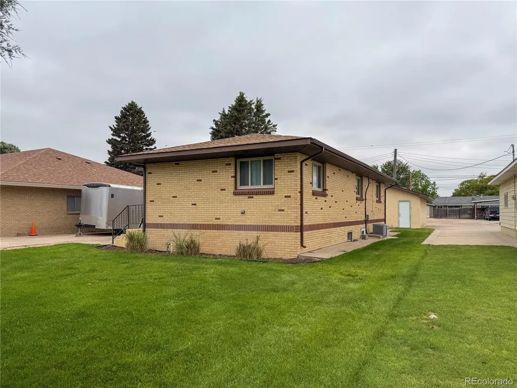 163 Pomeroy Street Burlington CO 80807