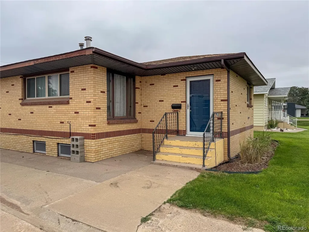 163 Pomeroy Street Burlington CO 80807