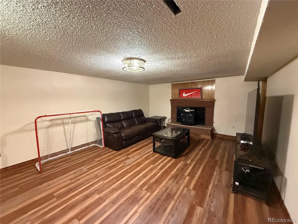 187 University Circle Pueblo CO 81005
