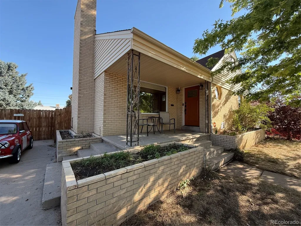 187 University Circle Pueblo CO 81005