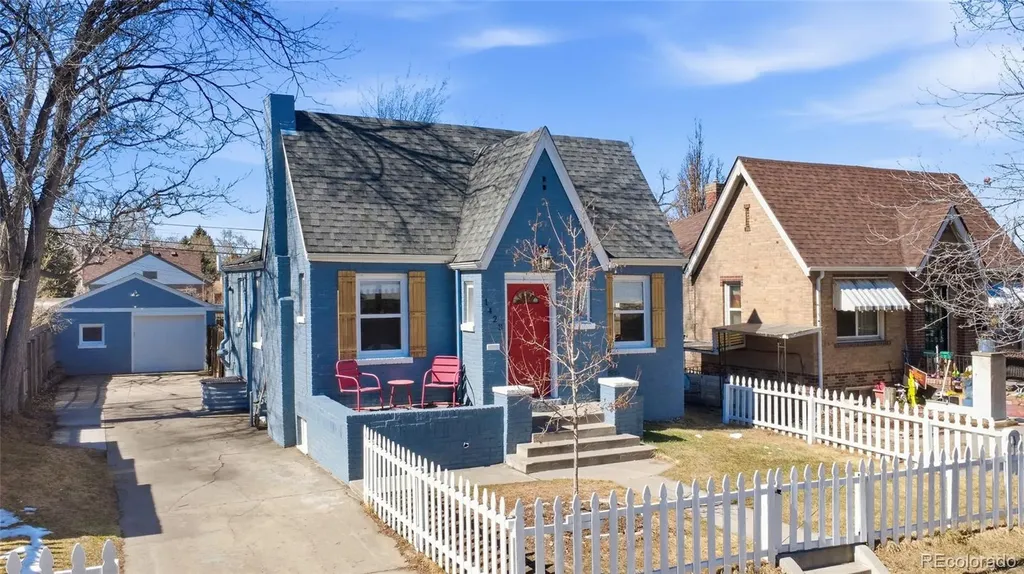 1423 Holly Street Denver CO 80220