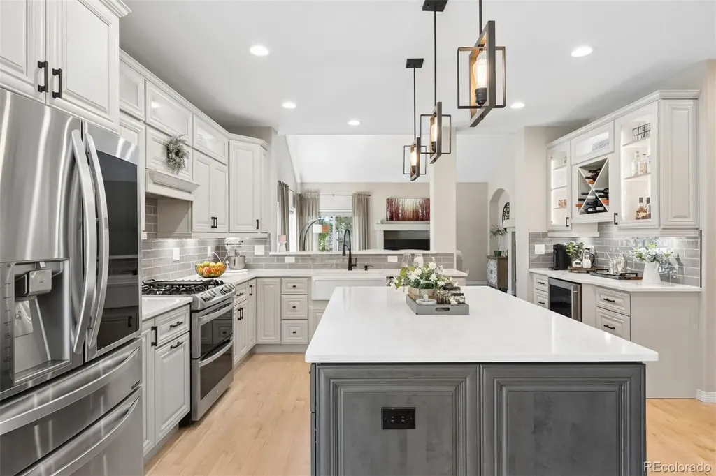 7141 S Elk Court Aurora CO 80016