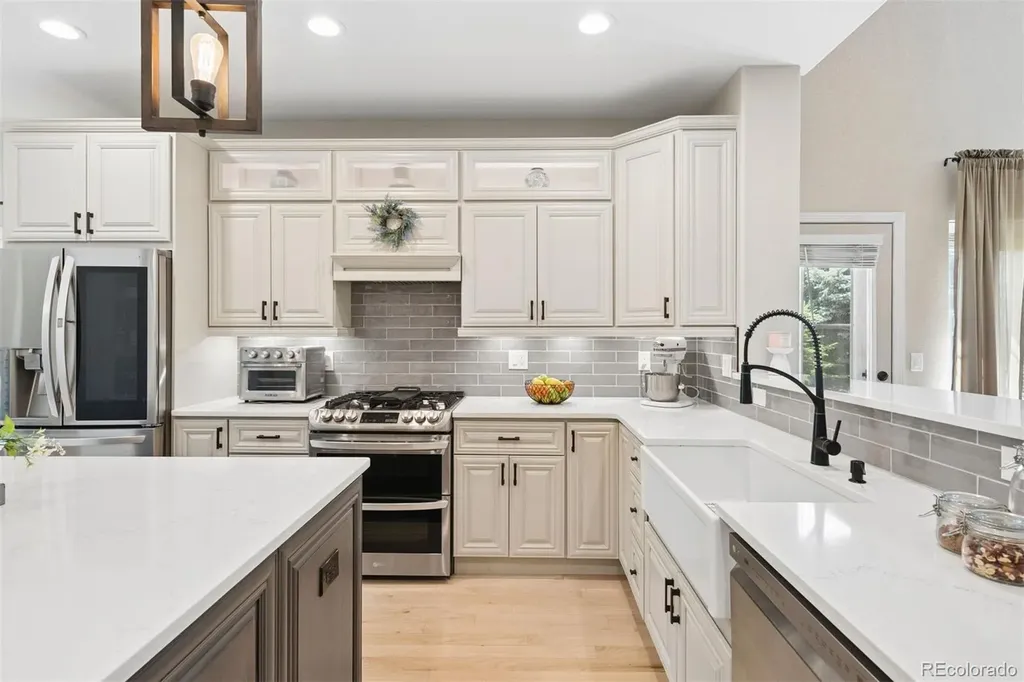 7141 S Elk Court Aurora CO 80016