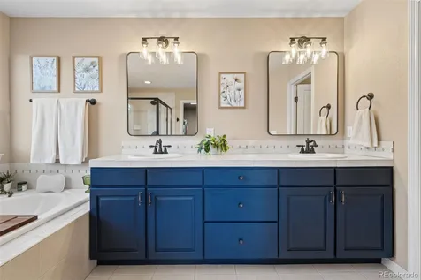 7141 S Elk Court Aurora CO 80016