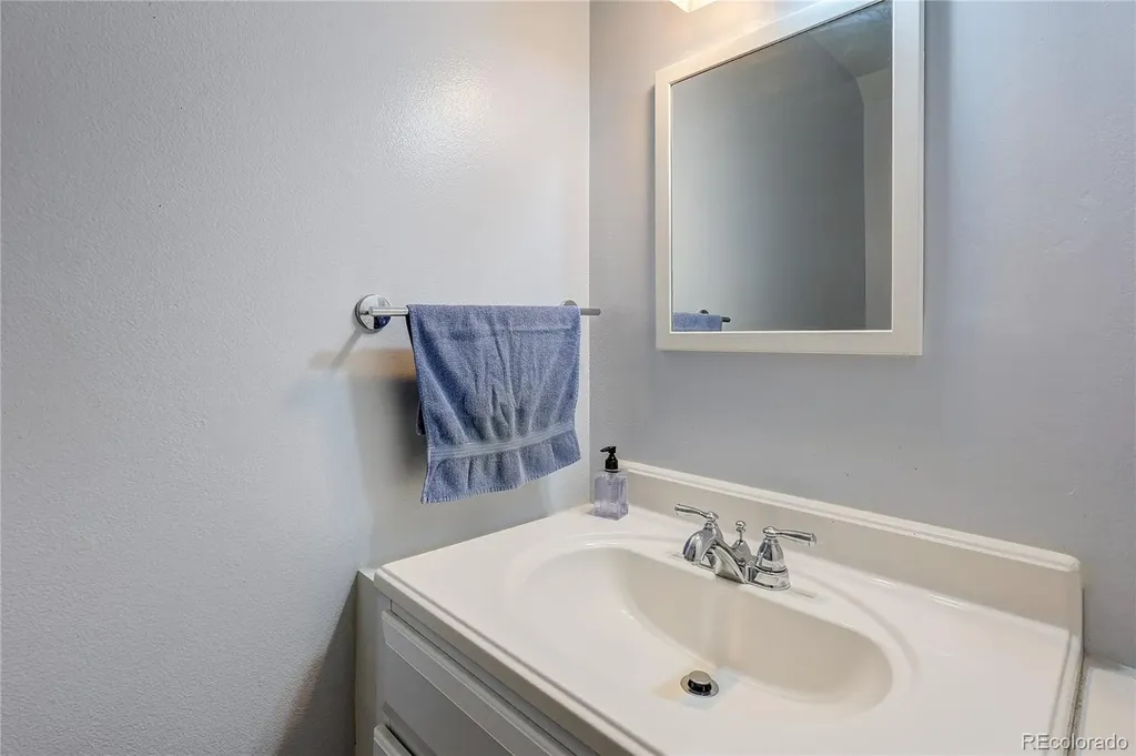 3935 S Boston Denver CO 80237
