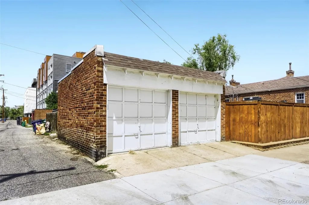 205 N Washington Street Denver CO 80203