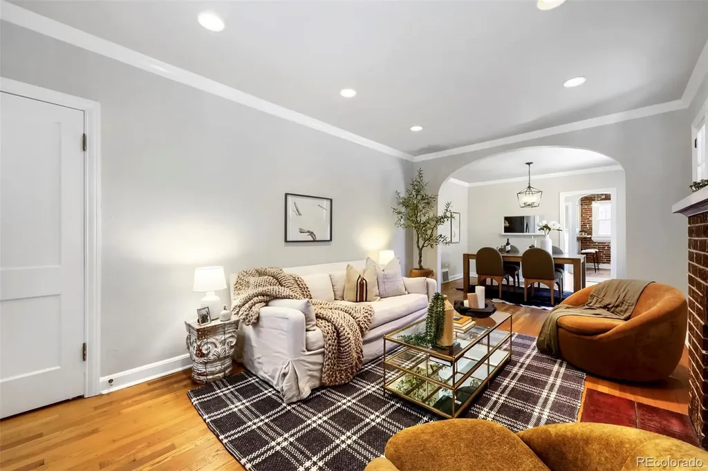 205 N Washington Street Denver CO 80203