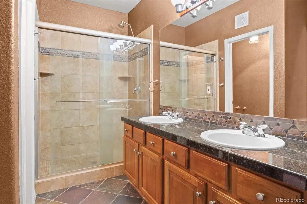 23024 E Ontario Drive Aurora CO 80016