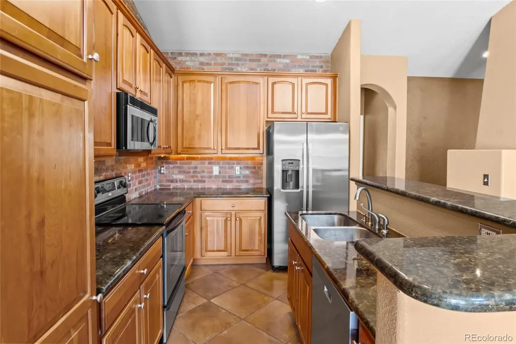 23024 E Ontario Drive Aurora CO 80016