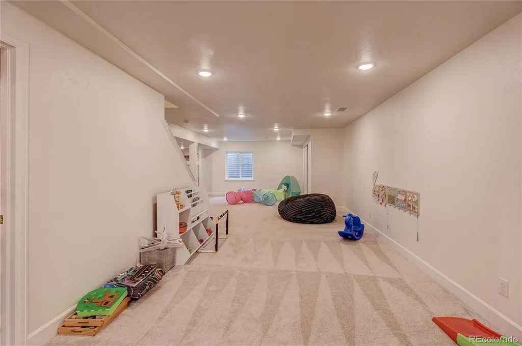 7305 Meadow View Parker CO 80134