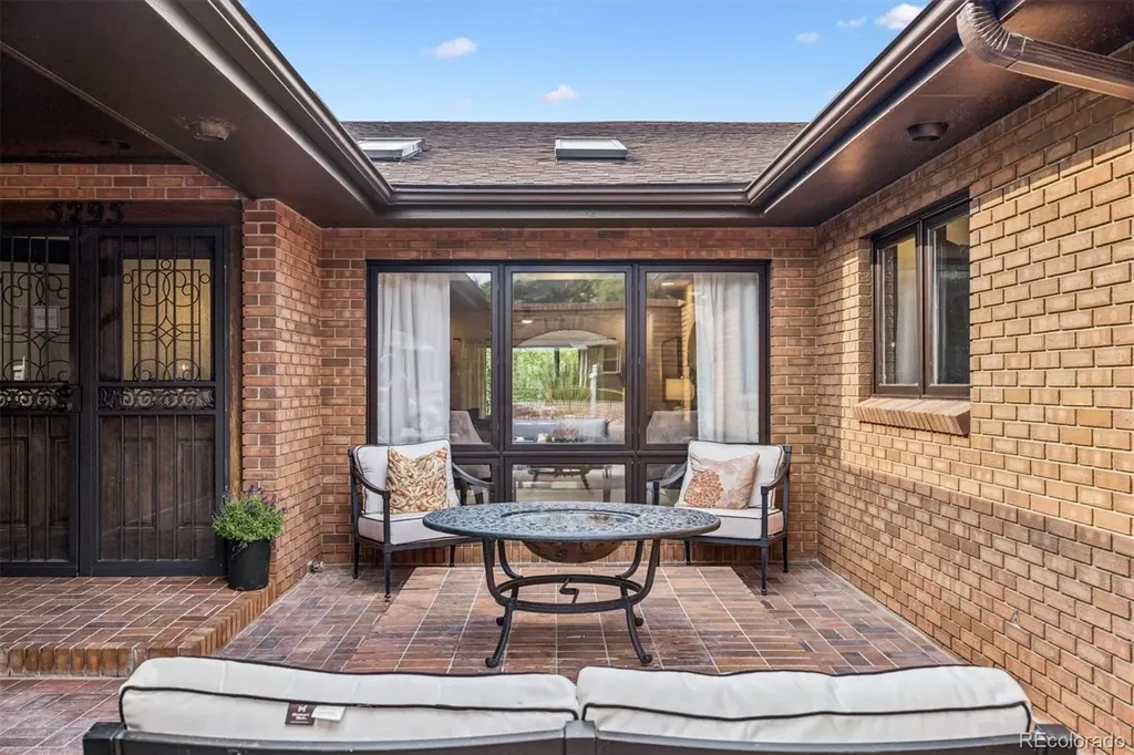5295 W Princeton Drive Denver CO 80235