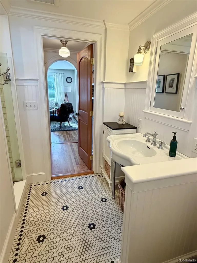 212 Blake Street Salida CO 81201