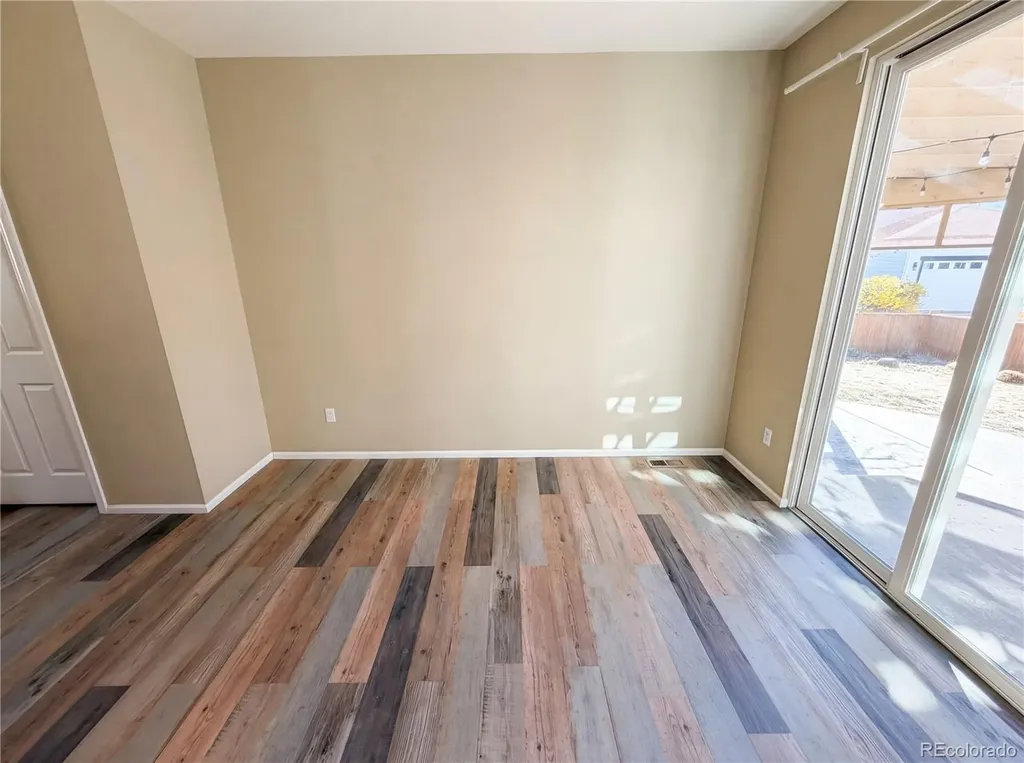 10049 Southlawn Circle Commerce City CO 80022