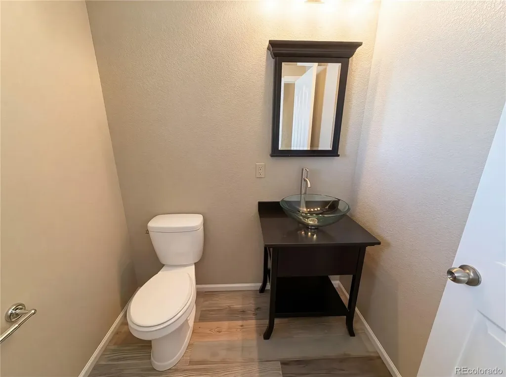 10049 Southlawn Circle Commerce City CO 80022