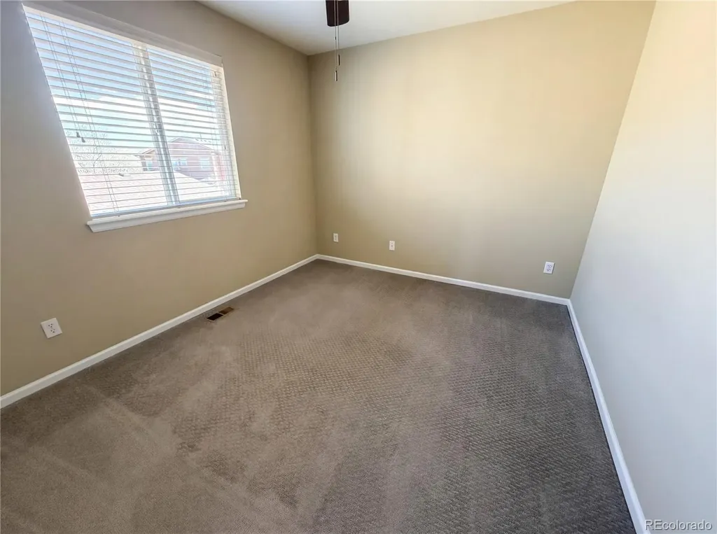 10049 Southlawn Circle Commerce City CO 80022