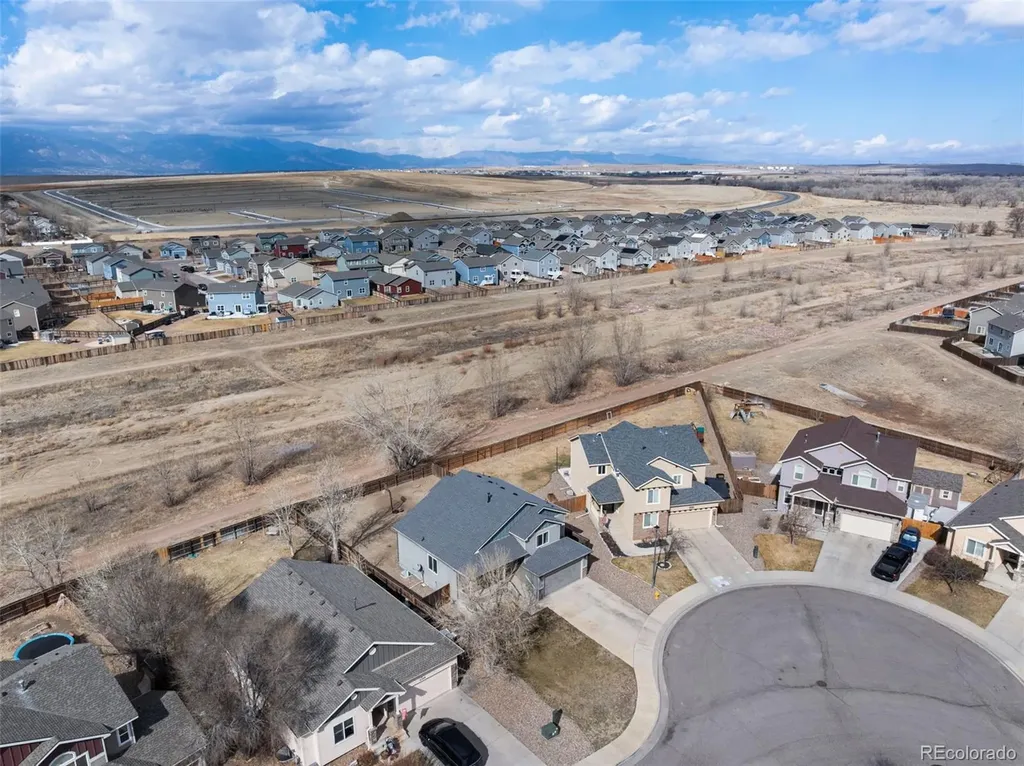 6302 Bearcat Loop Colorado Springs CO 80925