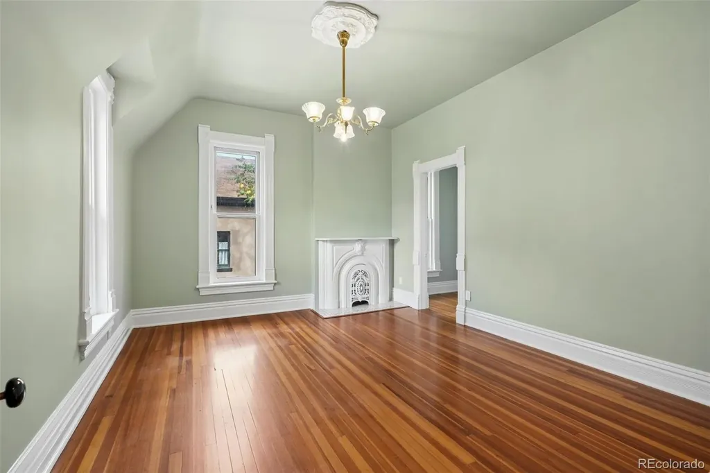 2104 Glenarm Place Denver CO 80205