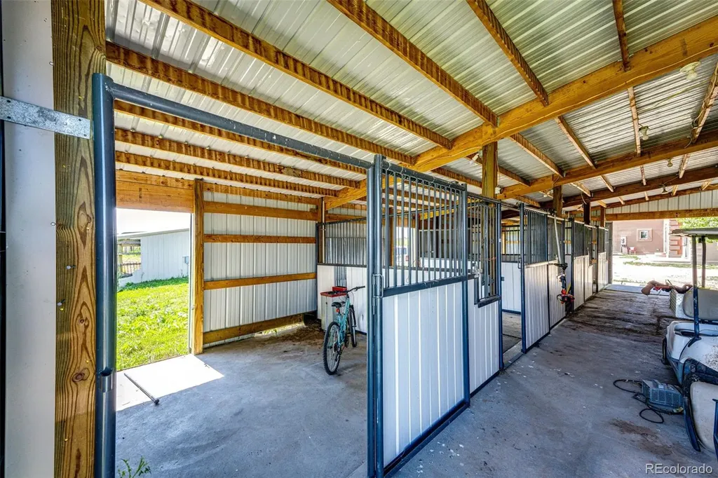22903 County Road 15/21 Elbert CO 80106