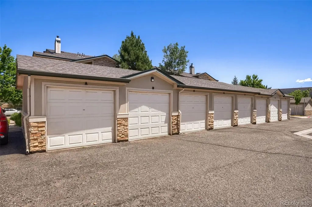 10096 E Carolina Place Aurora CO 80247