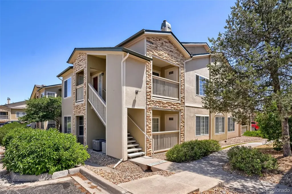 10096 E Carolina Place Aurora CO 80247