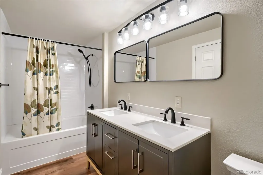 10096 E Carolina Place Aurora CO 80247