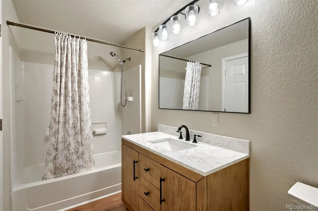 10096 E Carolina Place Aurora CO 80247