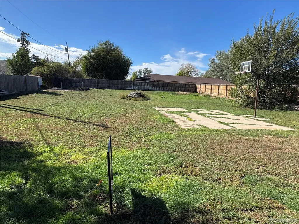 45 Johnson Court Keenesburg CO 80643