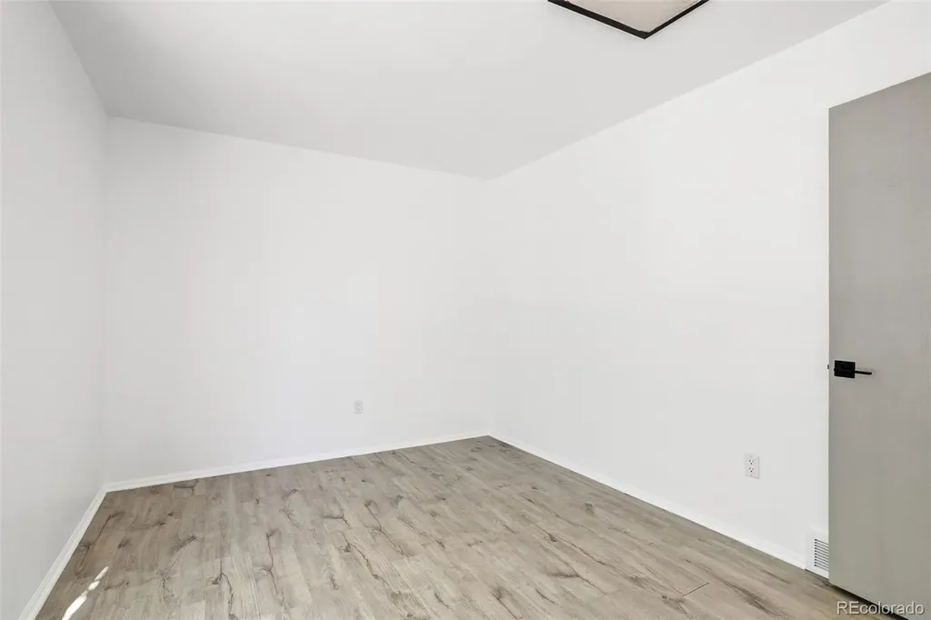 8165 W 93rd Way Broomfield CO 80021