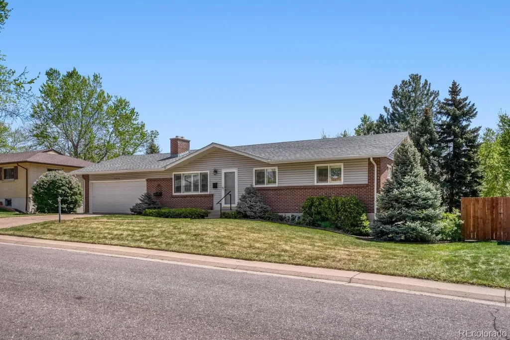 7934 E Hampden Circle Denver CO 80237