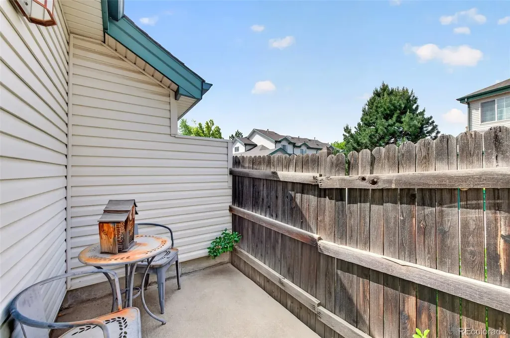 878 S Kalispell Circle Aurora CO 80017