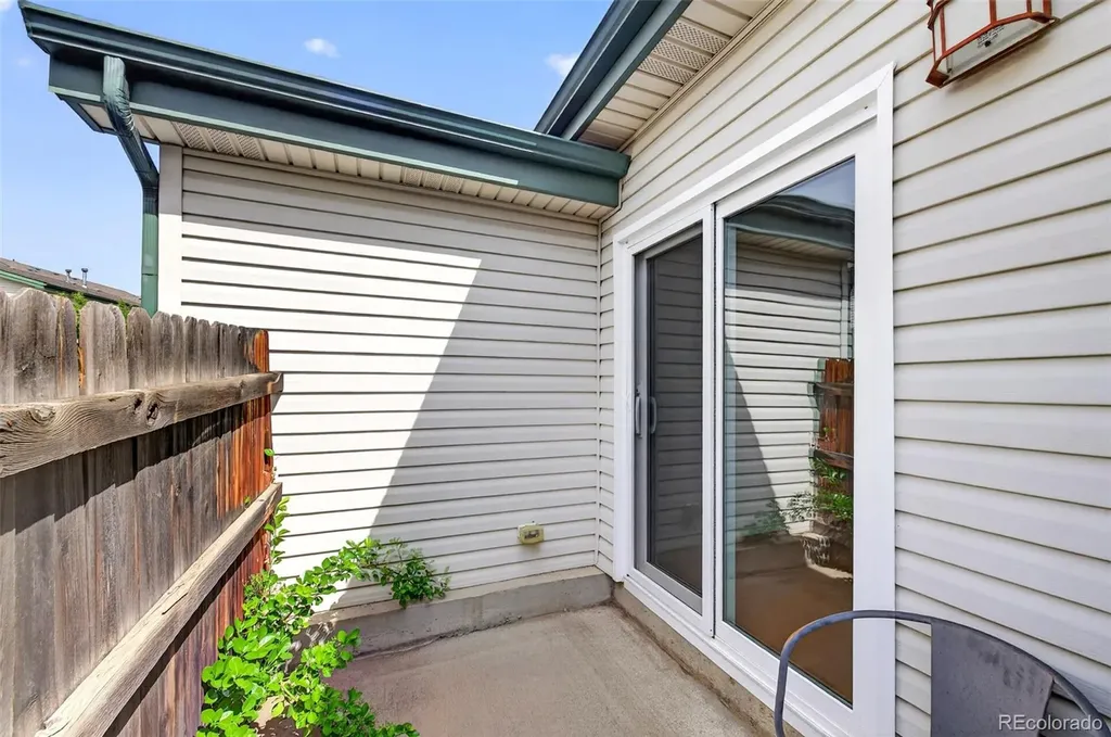 878 S Kalispell Circle Aurora CO 80017