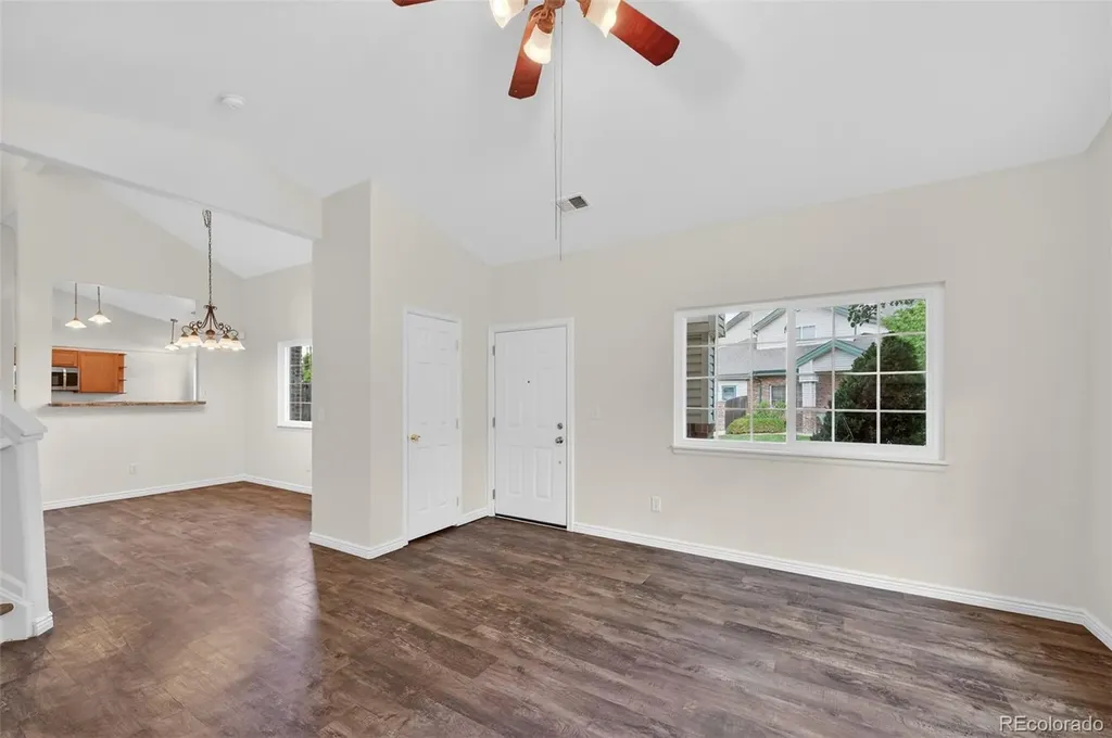 878 S Kalispell Circle Aurora CO 80017