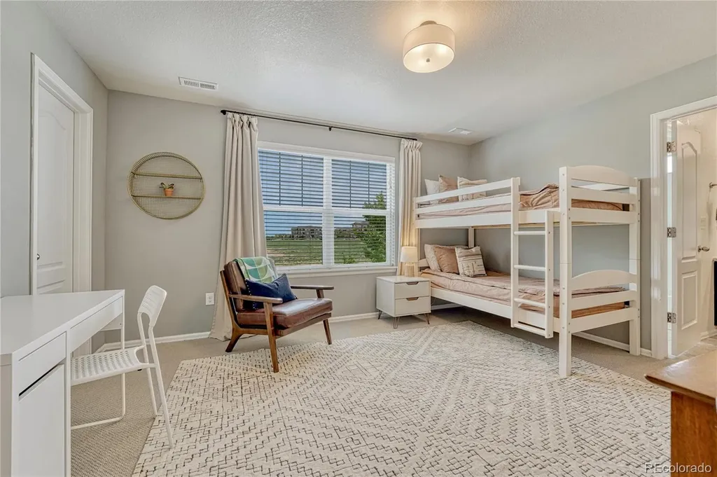 10349 Isle Street Parker CO 80134