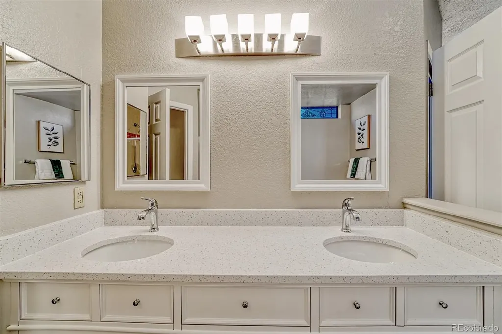 6001 S Yosemite Street Greenwood Village CO 80111