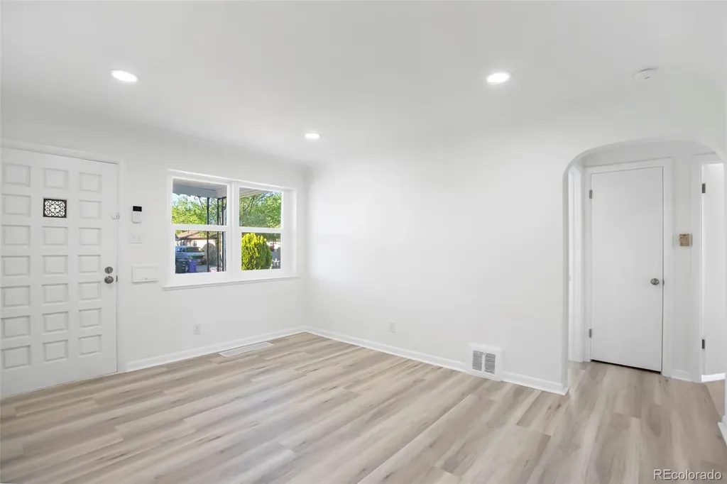 3421 W Dakota Avenue Denver CO 80219
