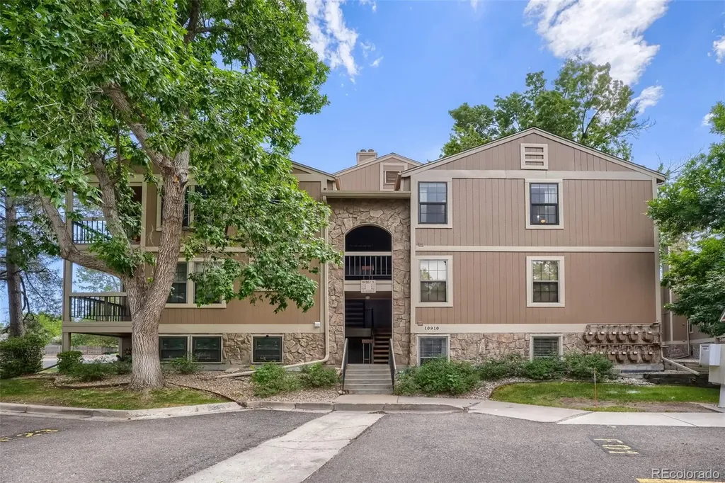 10910 W Florida Avenue Lakewood CO 80232