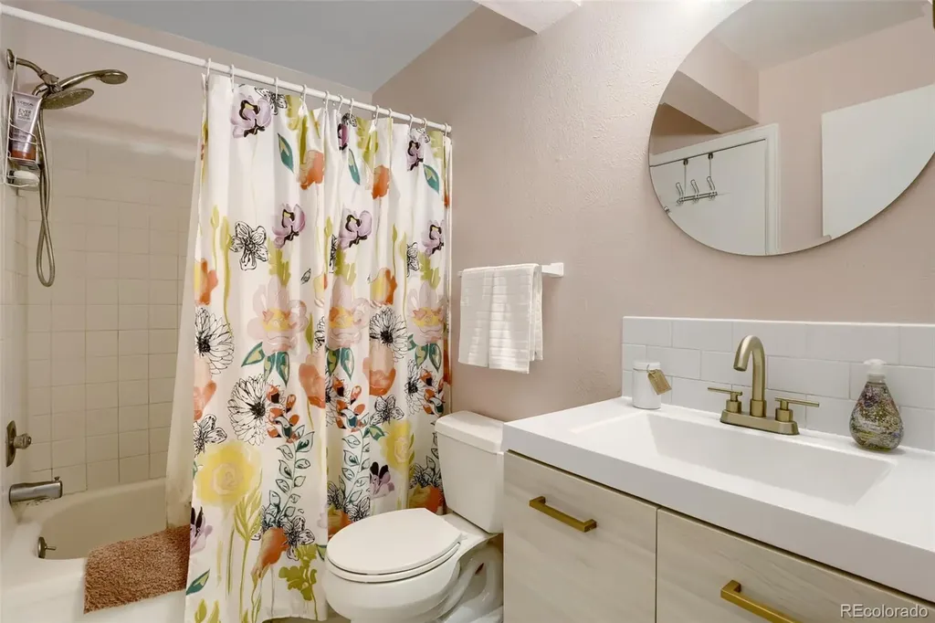 10910 W Florida Avenue Lakewood CO 80232