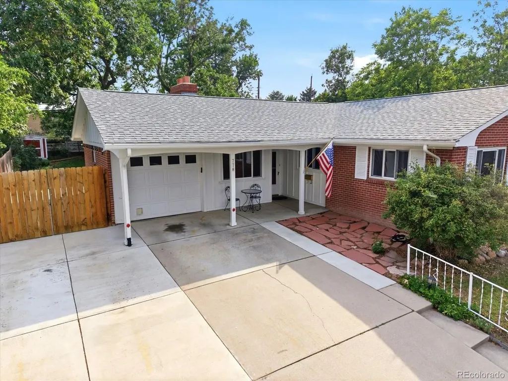 778 W Briarwood Avenue Littleton CO 80120