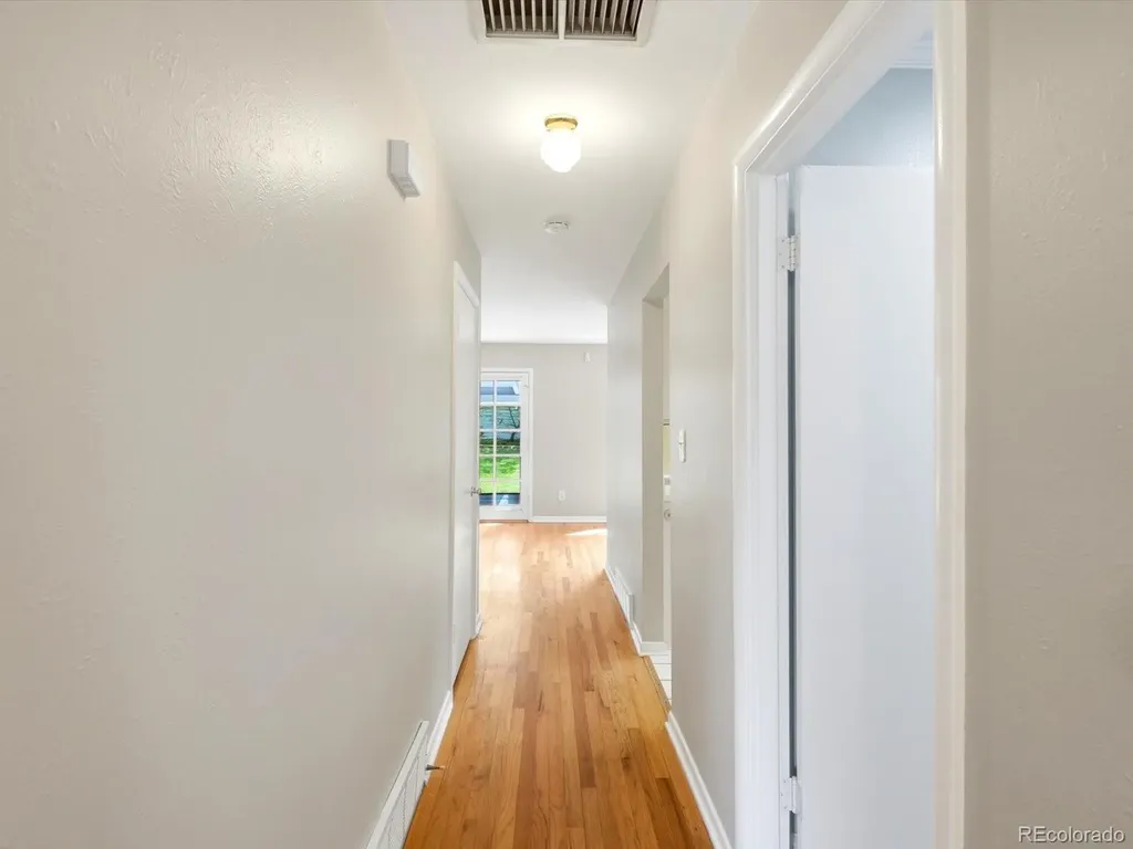 778 W Briarwood Avenue Littleton CO 80120