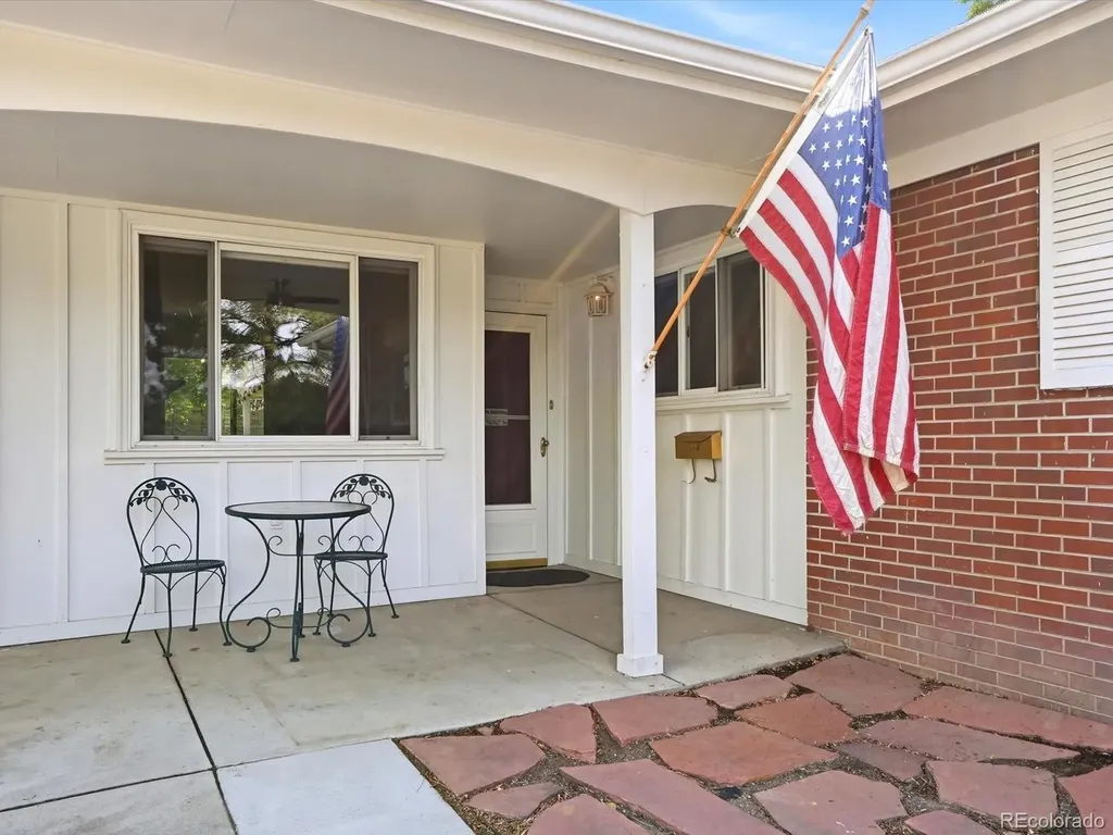 778 W Briarwood Avenue Littleton CO 80120