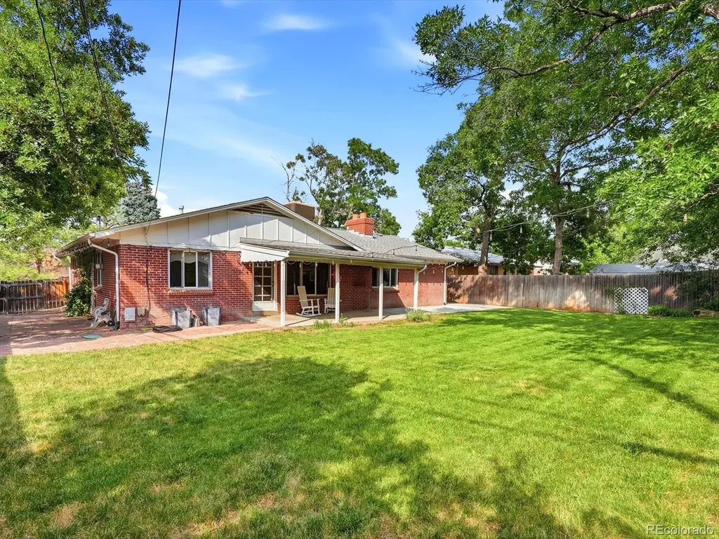 778 W Briarwood Avenue Littleton CO 80120