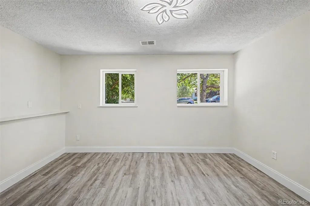 1361 S Andes Street Aurora CO 80017
